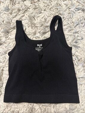 Pro fit size medium Black Ribbed Tank Top with padding